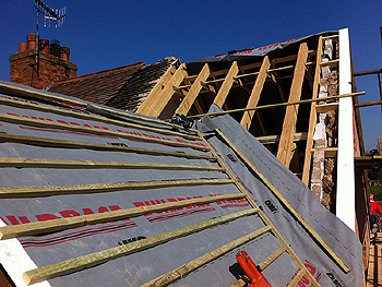 Installation of the roofing laths